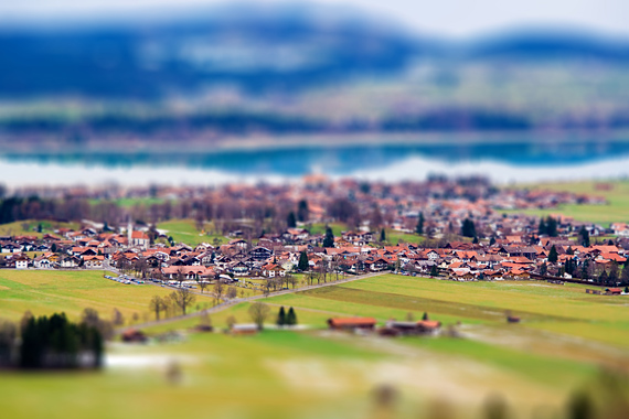 Tilt-shift Maker